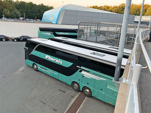 vehículos autobús trailers