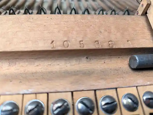 piano 10538